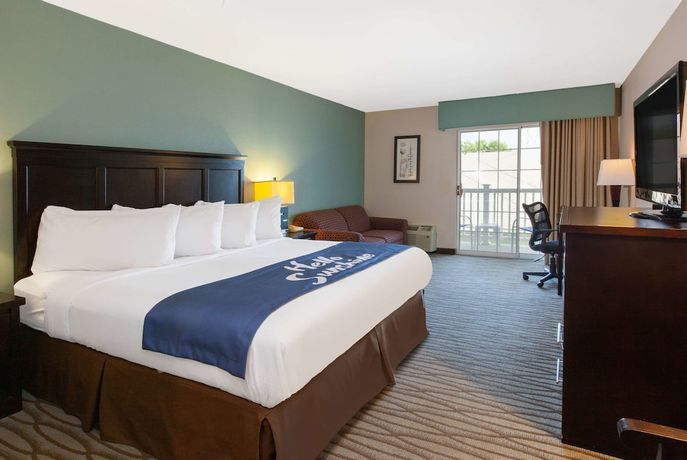 Imagen de la habitación del Hotel Days Inn By Wyndham Petoskey. Foto 4
