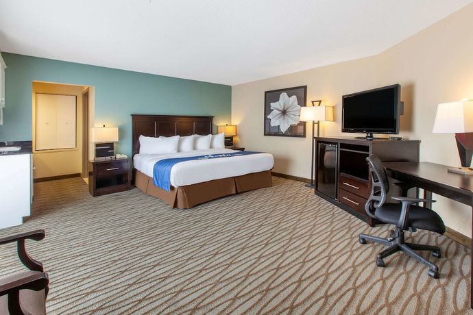 Imagen de la habitación del Hotel Days Inn By Wyndham Petoskey. Foto 5