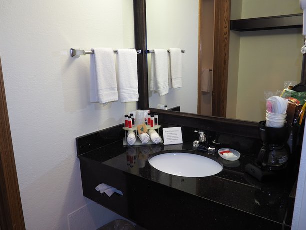 Imagen de la habitación del Hotel Days Inn By Wyndham Petoskey. Foto 7