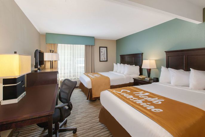 Imagen de la habitación del Hotel Days Inn By Wyndham Petoskey. Foto 9