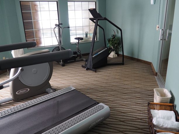 Imagen de los interiores del Hotel Days Inn By Wyndham Petoskey. Foto 16