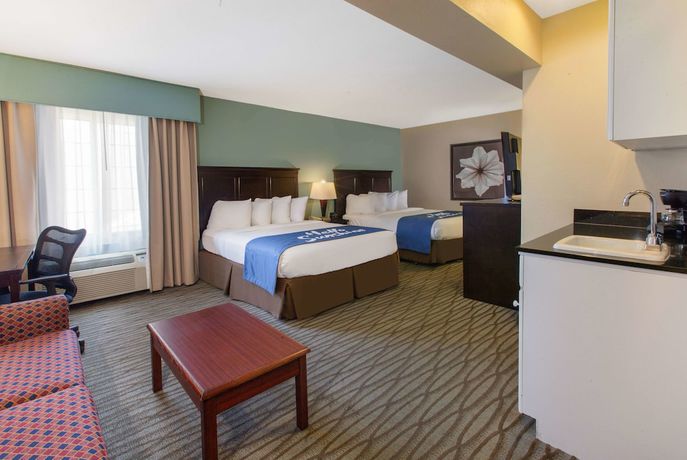 Imagen de la habitación del Hotel Days Inn By Wyndham Petoskey. Foto 13