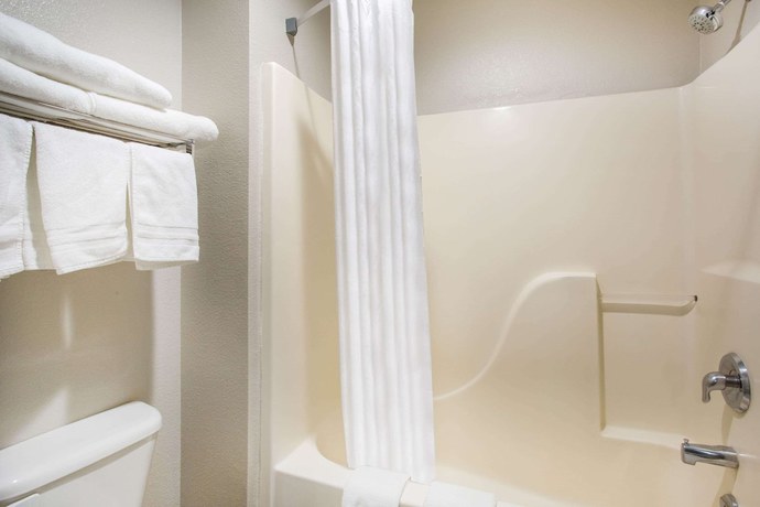 Imagen de la habitación del Hotel Days Inn By Wyndham Phoenix North. Foto 6