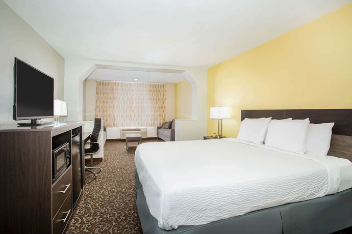 Imagen de la habitación del Hotel Days Inn By Wyndham Phoenix North. Foto 8