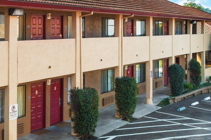 Imagen general del Hotel Days Inn By Wyndham Pinole Berkeley. Foto 4