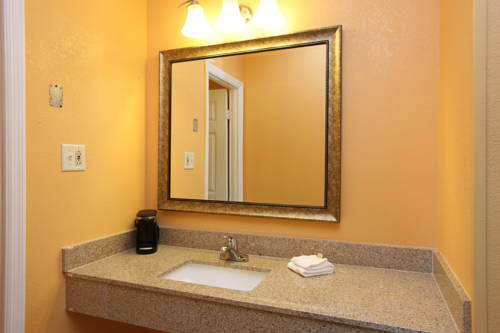 Imagen de la habitación del Hotel Days Inn By Wyndham Queensbury/lake George. Foto 5