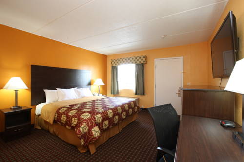 Imagen de la habitación del Hotel Days Inn By Wyndham Queensbury/lake George. Foto 9