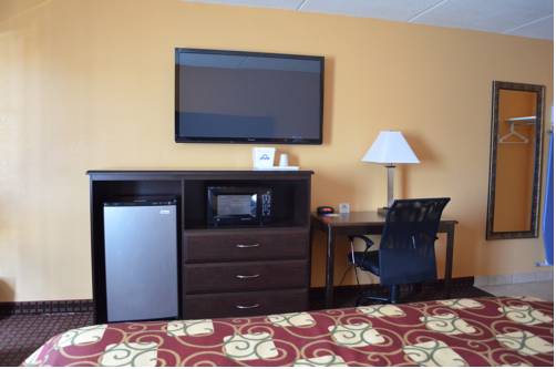 Imagen de la habitación del Hotel Days Inn By Wyndham Queensbury/lake George. Foto 13