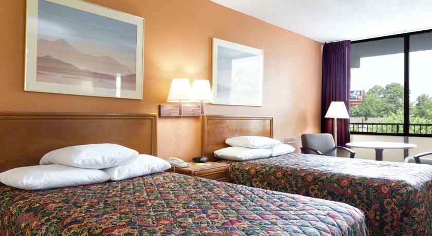 Imagen de la habitación del Hotel Days Inn By Wyndham Raleigh Downtown South. Foto 6