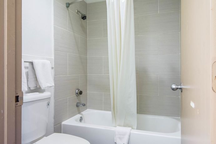 Imagen de la habitación del Hotel Days Inn By Wyndham Raleigh Glenwood-crabtree. Foto 10