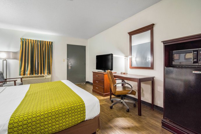 Imagen de la habitación del Hotel Days Inn By Wyndham Raleigh Glenwood-crabtree. Foto 15