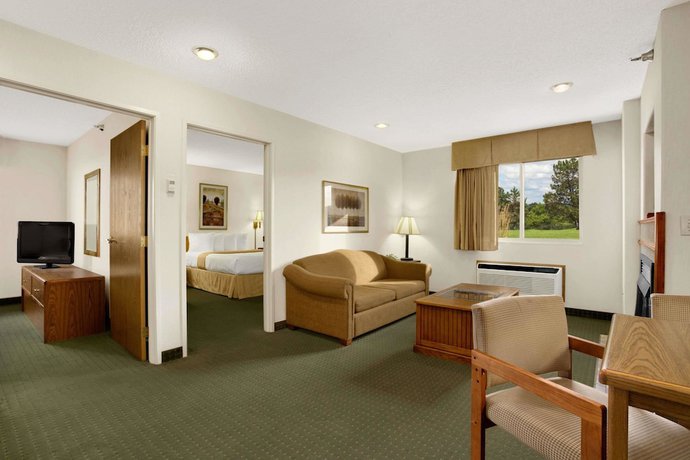 Imagen de la habitación del Hotel Days Inn By Wyndham Rapid City. Foto 7