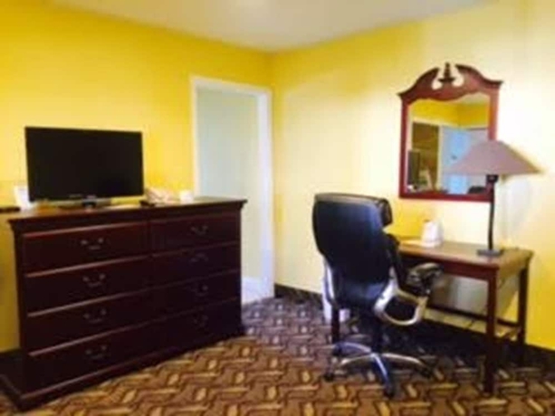 Imagen de la habitación del Hotel Days Inn By Wyndham Redwood City. Foto 2