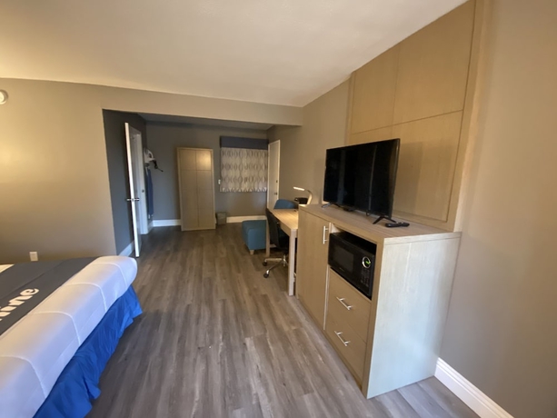 Imagen de la habitación del Hotel Days Inn By Wyndham Redwood City. Foto 8