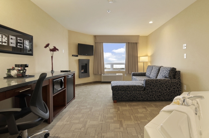 Imagen de los interiores del Hotel Days Inn By Wyndham Regina Airport West. Foto 11