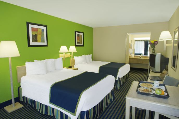 Imagen de la habitación del Hotel Days Inn By Wyndham Richmond Hill/savannah. Foto 8