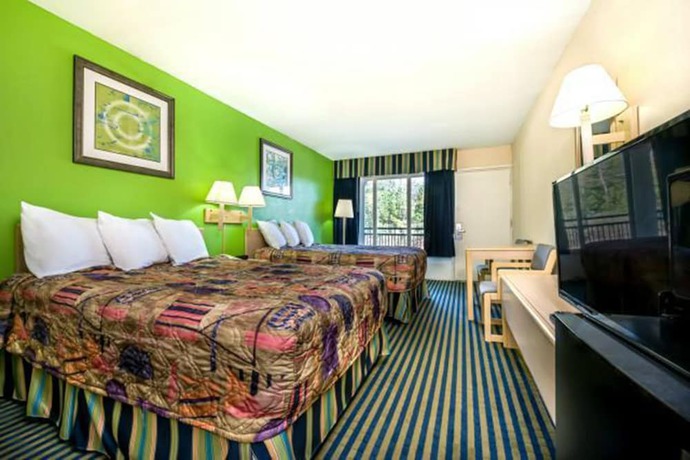 Imagen de la habitación del Hotel Days Inn By Wyndham Richmond Hill/savannah. Foto 11