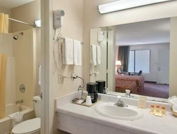 Imagen de la habitación del Hotel Days Inn By Wyndham Rock Hill. Foto 2