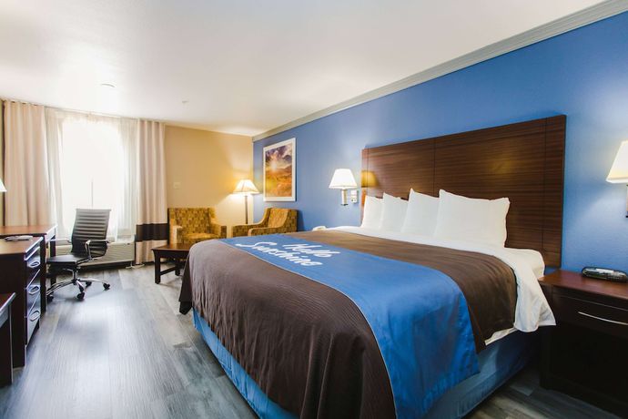 Imagen de la habitación del Hotel Days Inn By Wyndham Rosenberg. Foto 4