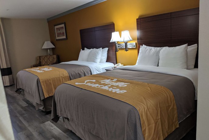 Imagen de la habitación del Hotel Days Inn By Wyndham Rosenberg. Foto 5