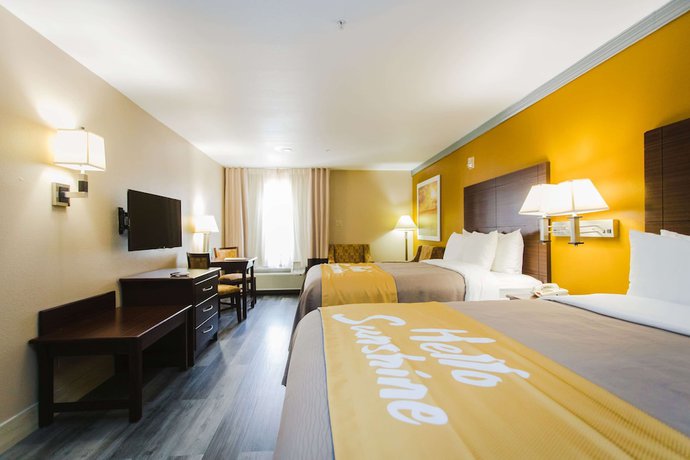 Imagen de la habitación del Hotel Days Inn By Wyndham Rosenberg. Foto 6