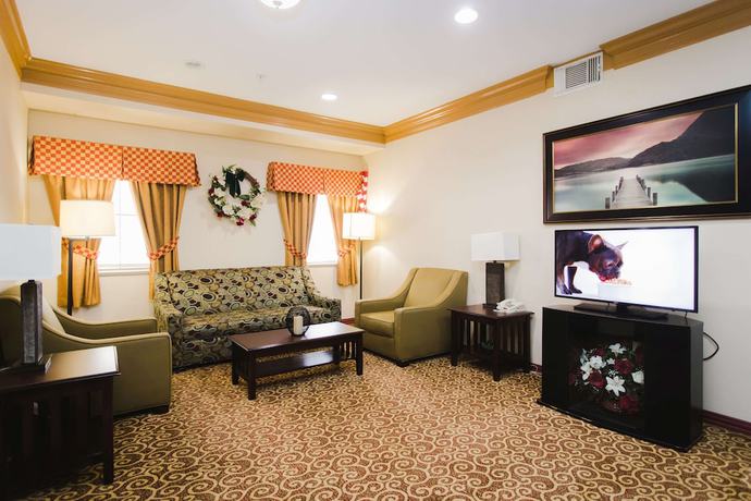 Imagen de los interiores del Hotel Days Inn By Wyndham Rosenberg. Foto 20
