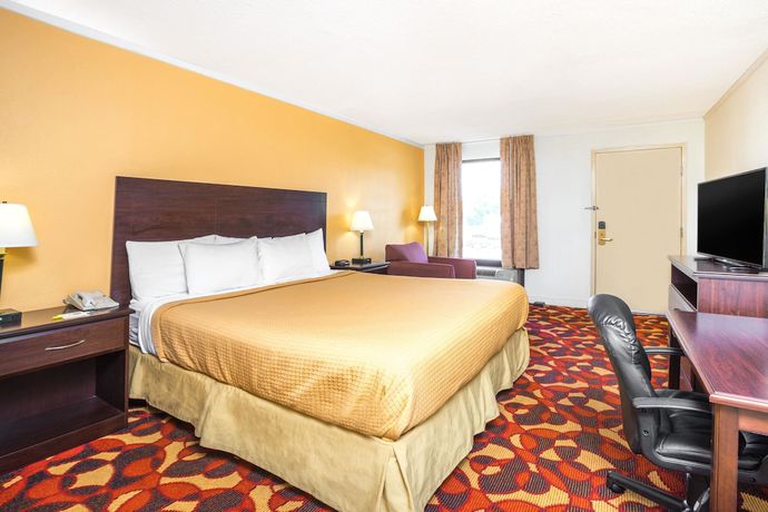 Imagen de la habitación del Hotel Days Inn By Wyndham Salem, Salem. Foto 4
