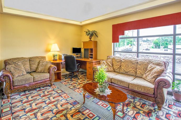 Imagen de los interiores del Hotel Days Inn By Wyndham Salem, Salem. Foto 9