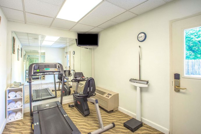 Imagen de los interiores del Hotel Days Inn By Wyndham Salem, Salem. Foto 10