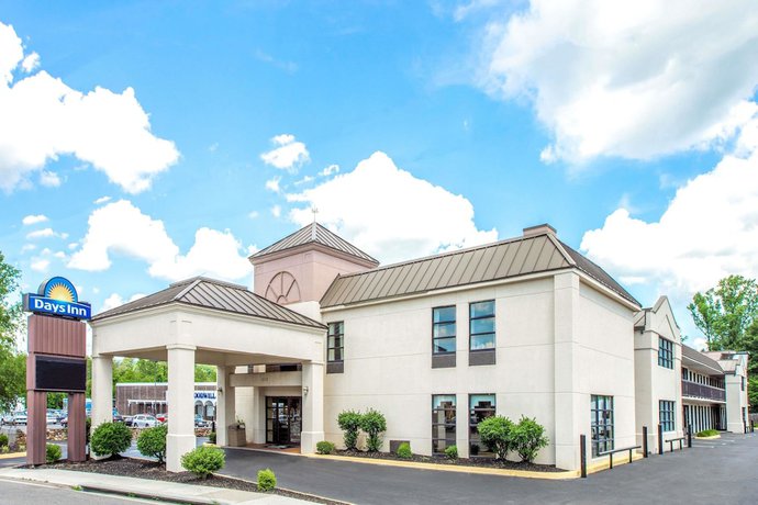 Imagen general del Hotel Days Inn By Wyndham Salem, Salem. Foto 2