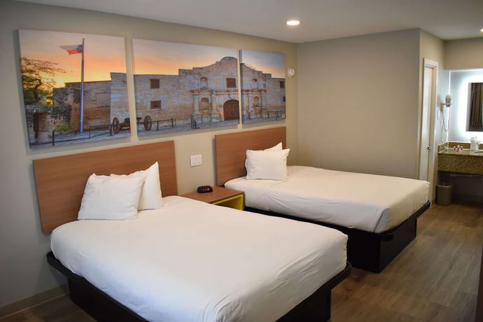 Imagen de la habitación del Hotel Days Inn By Wyndham San Antonio Alamo/riverwalk. Foto 3