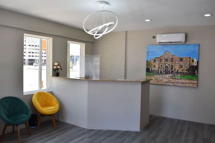 Imagen de los interiores del Hotel Days Inn By Wyndham San Antonio Alamo/riverwalk. Foto 12