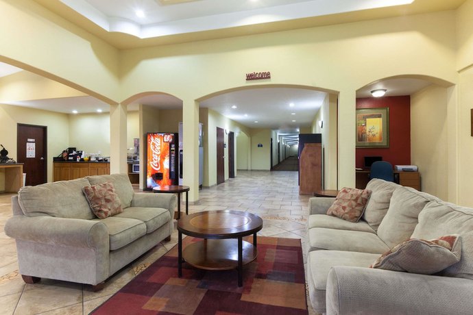 Imagen de los interiores del Hotel Days Inn By Wyndham San Antonio At Palo Alto. Foto 9