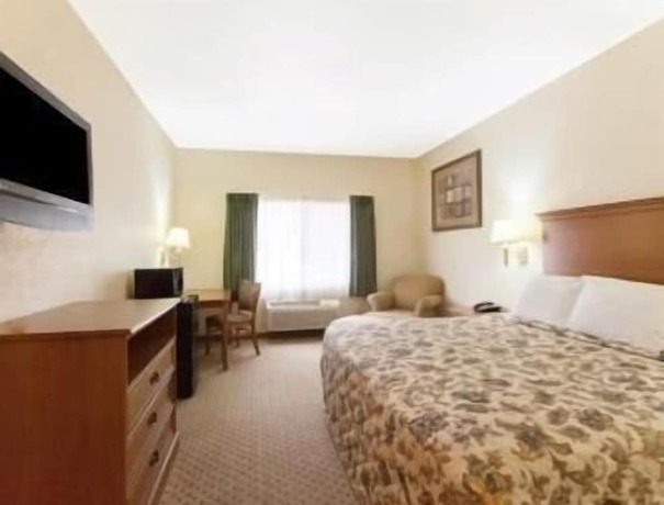 Imagen de la habitación del Hotel Days Inn By Wyndham San Antonio At Palo Alto. Foto 8