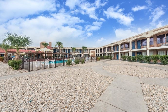 Imagen general del Hotel Days Inn By Wyndham San Antonio Splashtown/att Center. Foto 2