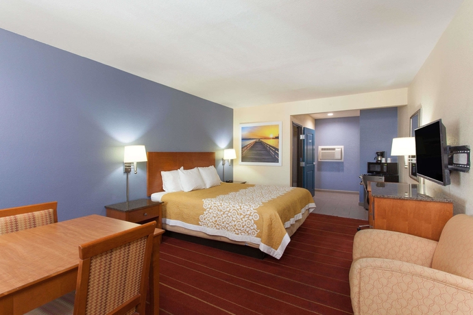 Imagen de la habitación del Hotel Days Inn By Wyndham San Diego-east/el Cajon. Foto 3