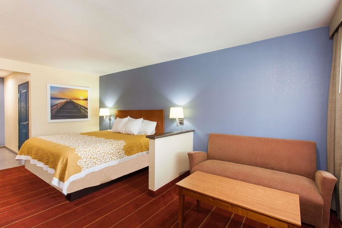 Imagen de la habitación del Hotel Days Inn By Wyndham San Diego-east/el Cajon. Foto 9