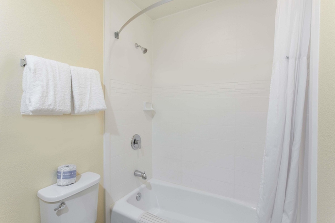 Imagen de la habitación del Hotel Days Inn By Wyndham San Diego-east/el Cajon. Foto 10