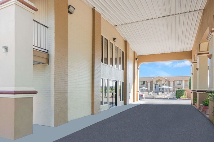 Imagen general del Hotel Days Inn By Wyndham San Marcos. Foto 2