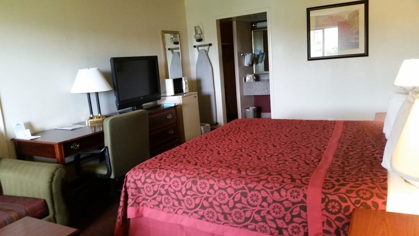 Imagen de la habitación del Hotel Days Inn By Wyndham Santa Fe New Mexico. Foto 9