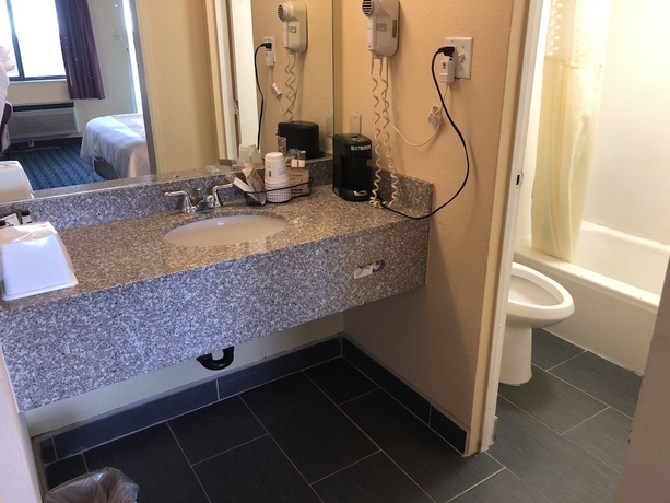 Imagen de la habitación del Hotel Days Inn By Wyndham Santa Fe New Mexico. Foto 17