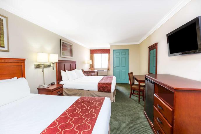 Imagen de la habitación del Hotel Days Inn By Wyndham Santa Monica. Foto 3