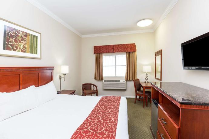 Imagen de la habitación del Hotel Days Inn By Wyndham Santa Monica. Foto 6