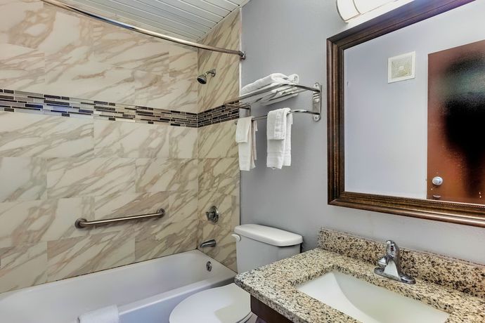 Imagen de la habitación del Hotel Days Inn By Wyndham Savannah Gateway I-95. Foto 15