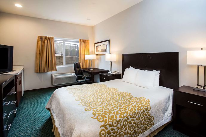 Imagen de la habitación del Hotel Days Inn By Wyndham Seattle Aurora. Foto 7