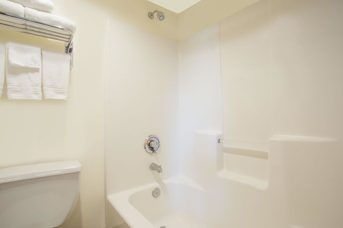 Imagen de la habitación del Hotel Days Inn By Wyndham Seattle Aurora. Foto 13