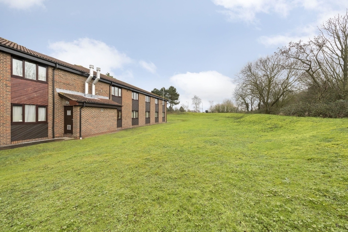 Imagen de los exteriores del Hotel Days Inn By Wyndham Sedgemoor M5. Foto 16