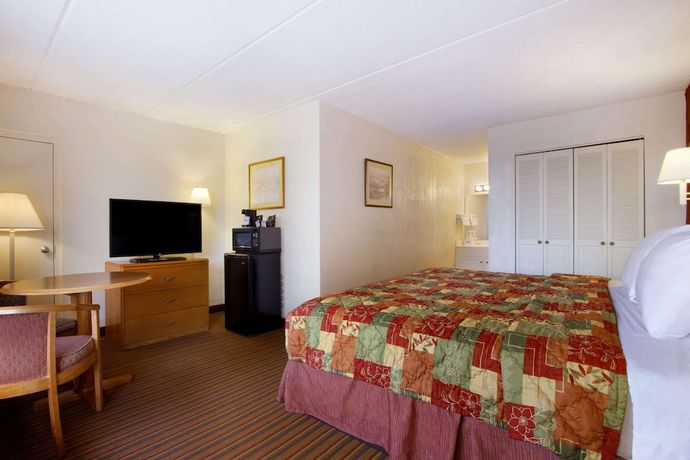 Imagen de la habitación del Hotel Days Inn By Wyndham Seneca / Clemson Area. Foto 4