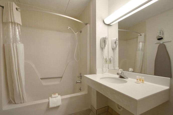 Imagen de la habitación del Hotel Days Inn By Wyndham Seneca / Clemson Area. Foto 7