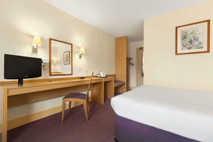 Imagen de la habitación del Hotel Days Inn By Wyndham Sevenoaks Clacket Lane. Foto 10